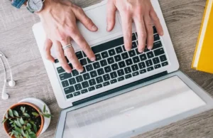 Оновлення старих SEO-статей у 2025 році: як повернути позиції за допомогою GPT та аналізу SERP